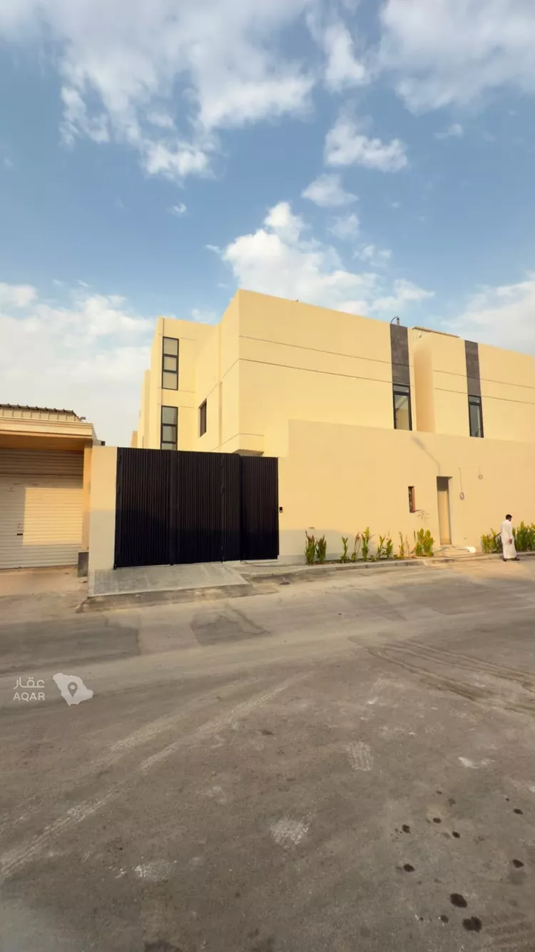 فيلا للبيع في شارع عامر الانصاري, حي الزهرة, مدينة الرياض, منطقة الرياض صورة 2