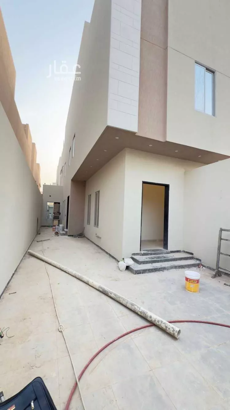 دور للبيع في شارع شيبان بن محرز, حي الزهرة, مدينة الرياض, منطقة الرياض صورة 4