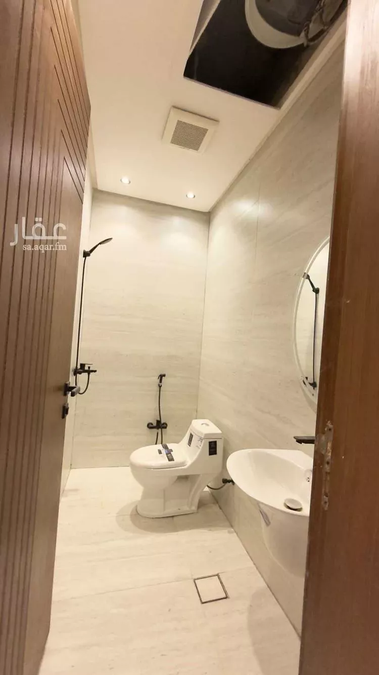 دور للبيع في شارع عنبسة المهري, حي السويدي, مدينة الرياض, منطقة الرياض صورة 3