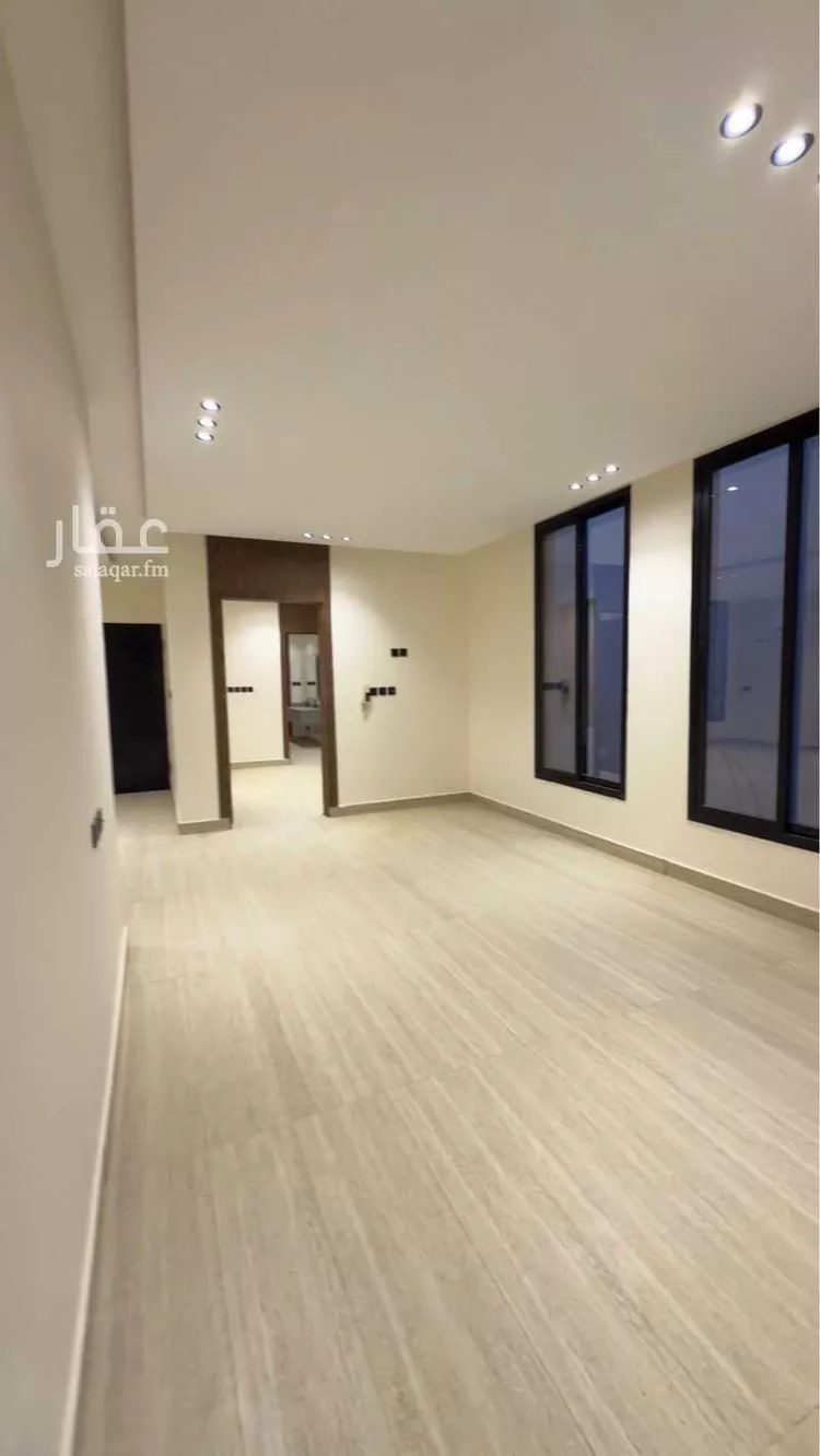 Floor for Sale in Riyadh Dirab 15