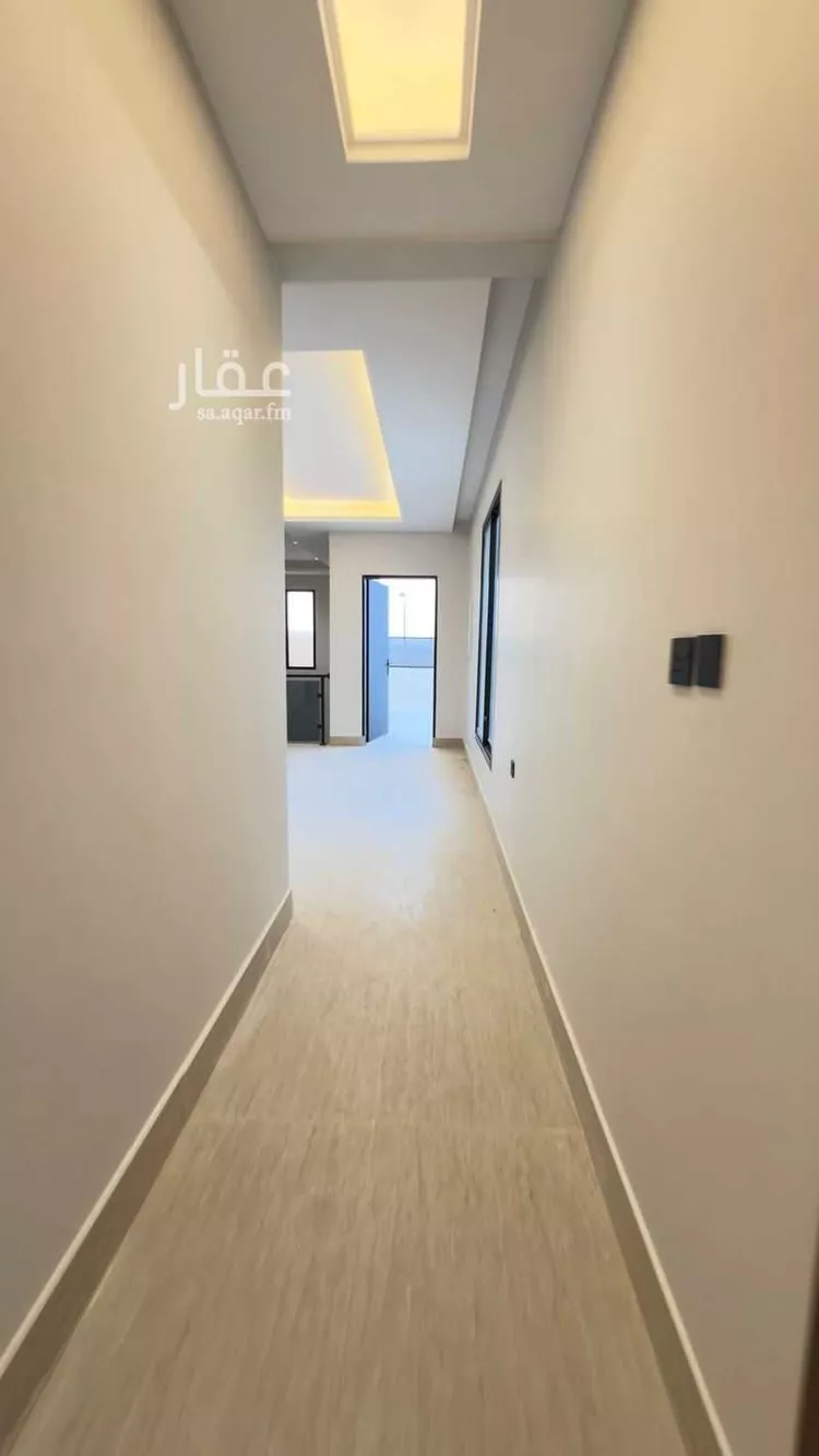 Floor for Sale in Riyadh Dirab 6