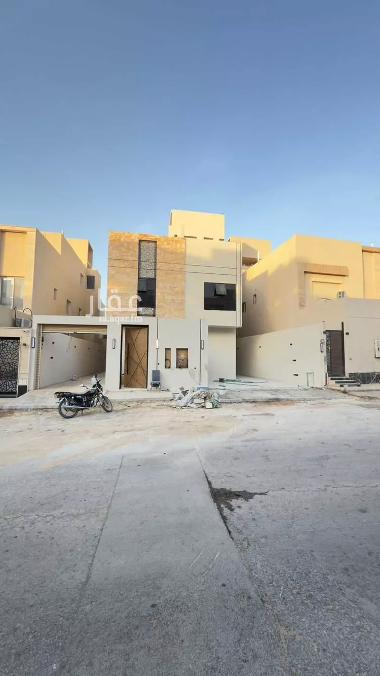 دور للبيع في شارع أحمد بن , حي الحزم, مدينة الرياض, منطقة الرياض صورة 3