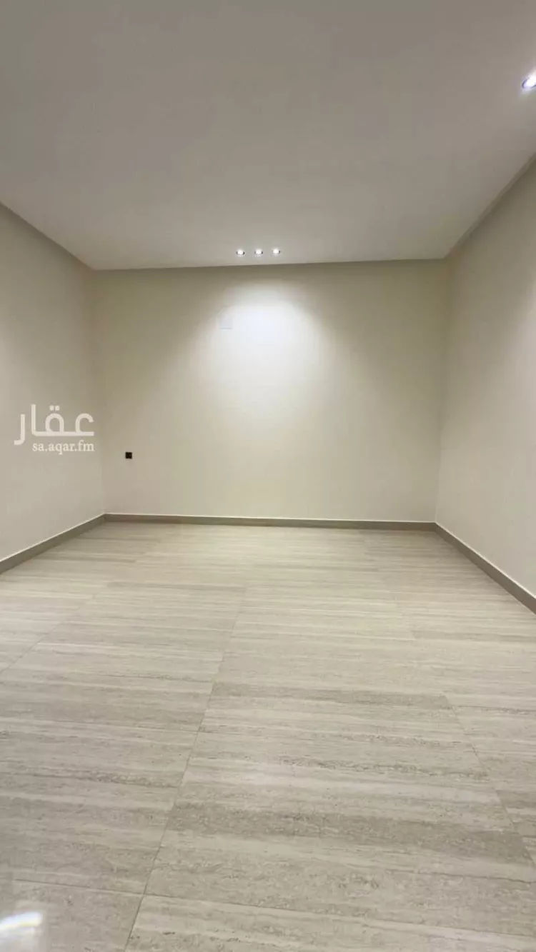 Floor for Sale in Riyadh Dirab 11
