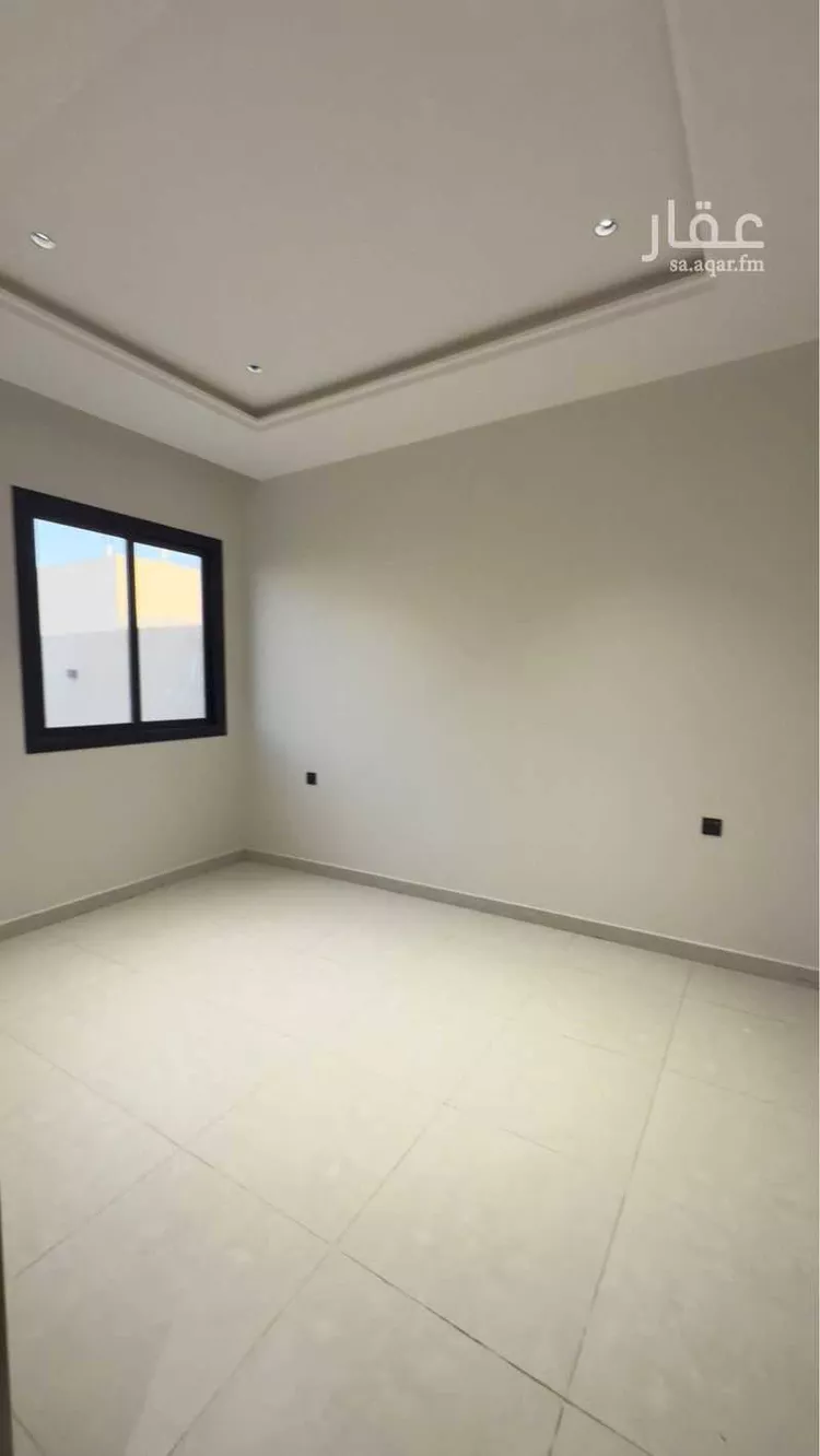 Floor for Sale in Riyadh Dirab 12