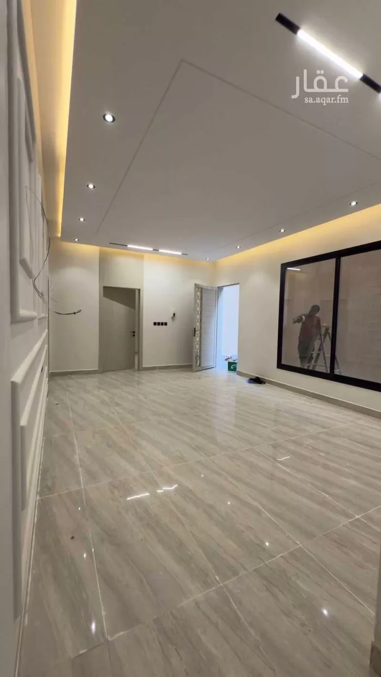 Floor for Sale in Riyadh Badr 10