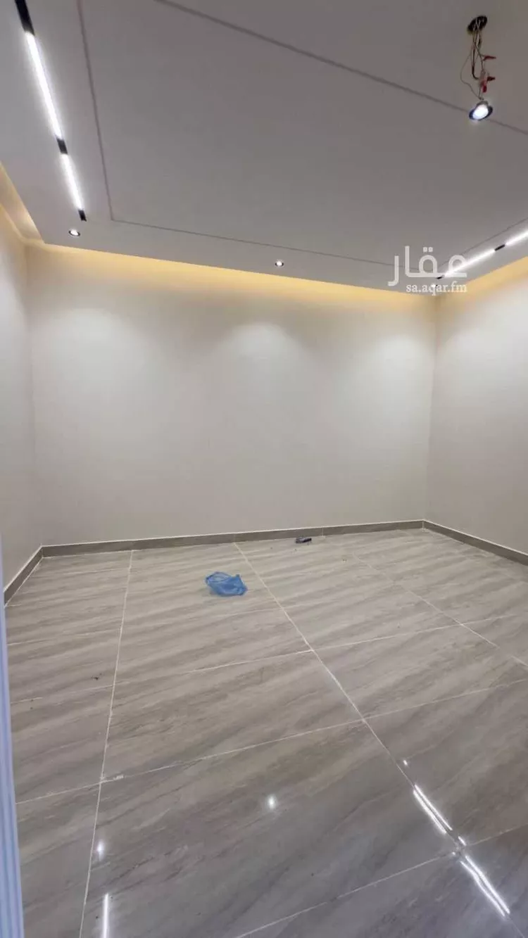 دور للبيع في شارع الحكم الطبري, حي بدر, مدينة الرياض, منطقة الرياض صورة 4