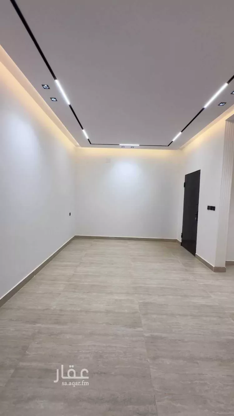 Floor for Sale in Riyadh Dirab 7