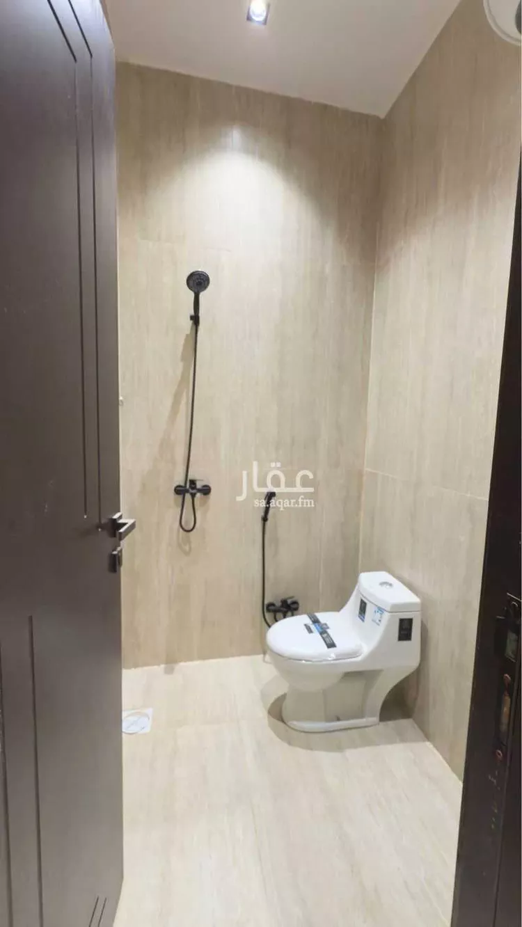 Floor for Sale in Riyadh Dirab 11