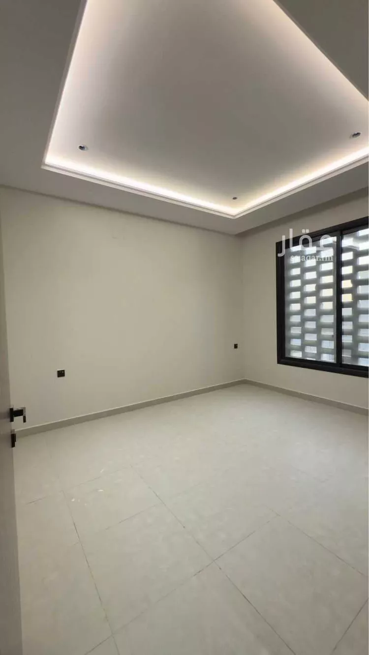 Floor for Sale in Riyadh Dirab 13