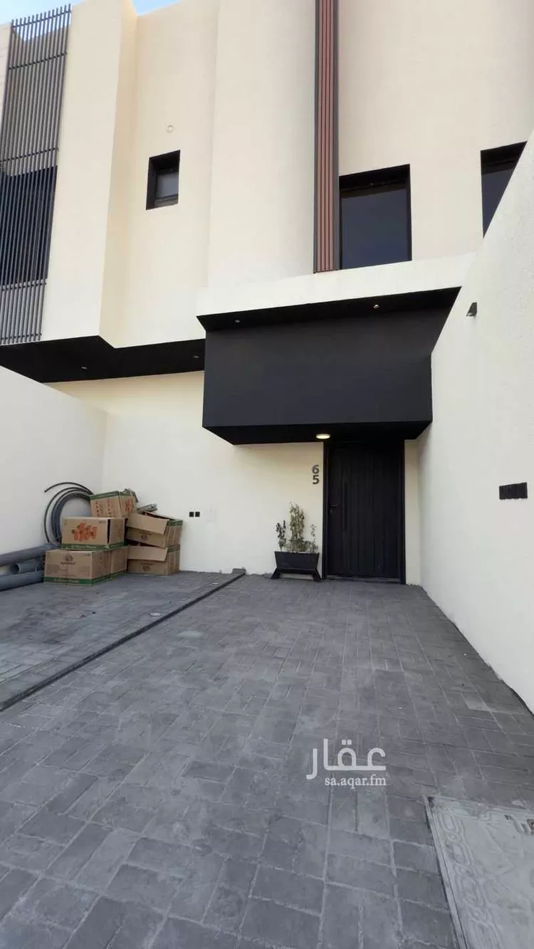 دور للبيع في شارع تميم الداري, حي شبرا, مدينة الرياض, منطقة الرياض صورة 3