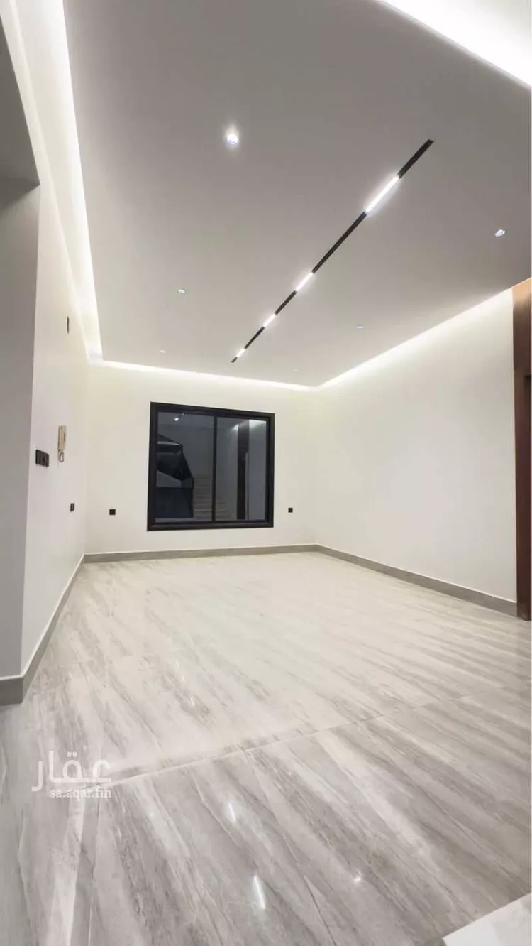 Floor for Sale in Riyadh Dirab 8