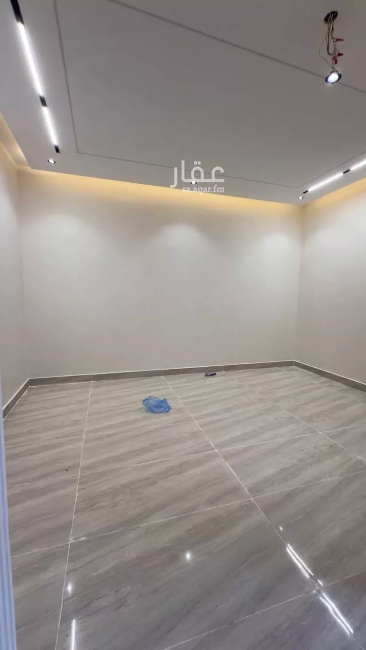 Floor for Sale in Riyadh Badr 7