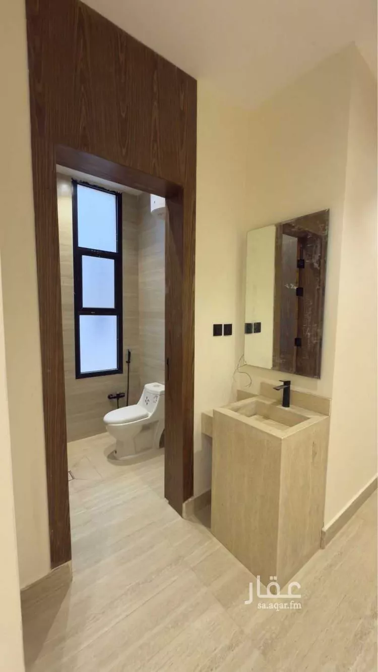 Floor for Sale in Riyadh Dirab 12