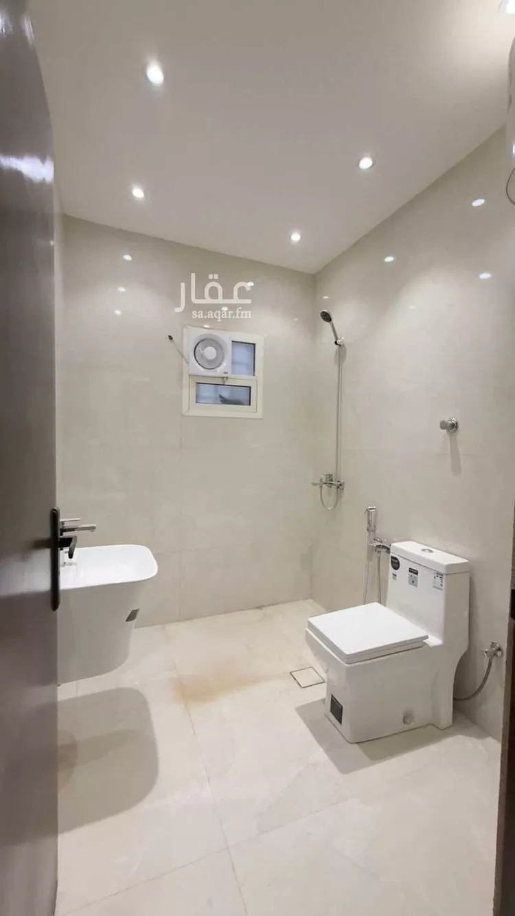 فيلا للبيع في شارع عامر الانصاري, حي الزهرة, مدينة الرياض, منطقة الرياض 15