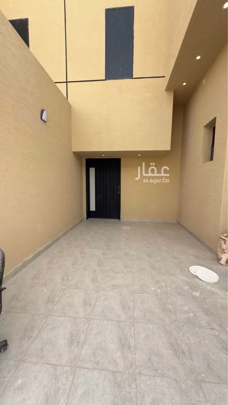 دور للبيع في شارع شيبان بن محرز, حي الزهرة, مدينة الرياض, منطقة الرياض صورة 4