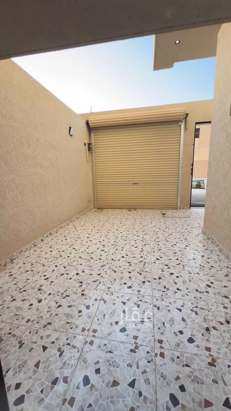 Floor for Sale in Riyadh Sultanah 8