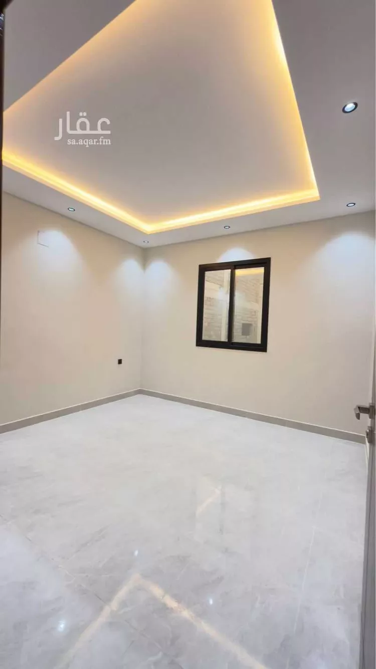Floor for Sale in Riyadh Dirab 7