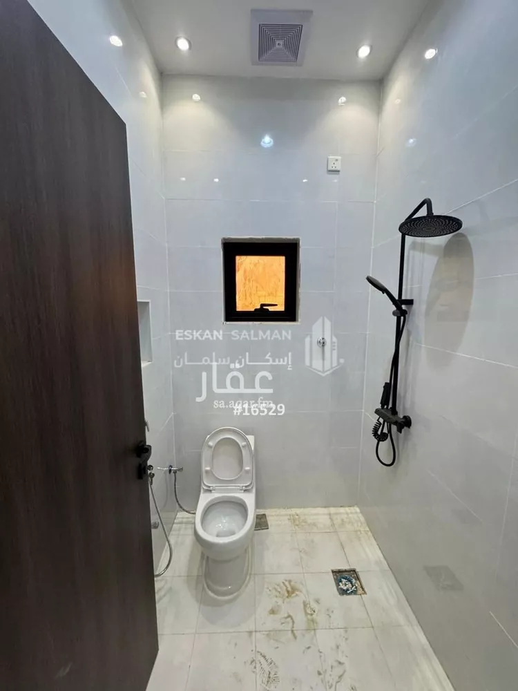 شقة للبيع في شارع النزهة 4, حي النزهة, مدينة صامطة, منطقة جازان صورة 4