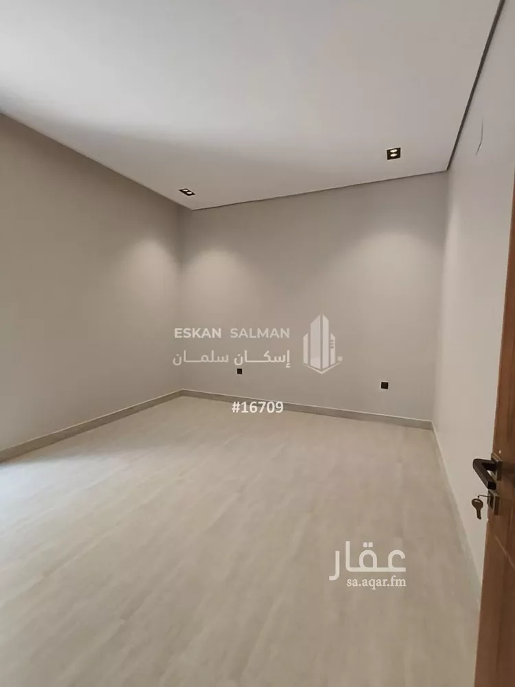 فيلا للبيع في شارع إبراهيم بن فتوح العقيلي, حي الرمال, مدينة الرياض, منطقة الرياض صورة 3