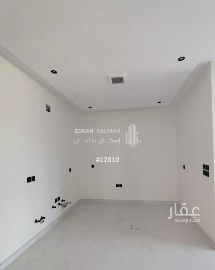 فيلا للبيع في شارع المروج 28, حي المروج, مدينة صامطه, منطقة جازان