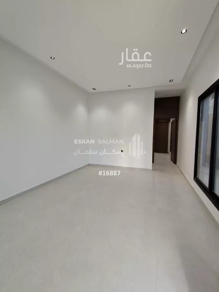 دور للبيع في شارع حميد الطويل, حي عكاظ, مدينة الرياض, منطقة الرياض صورة 2