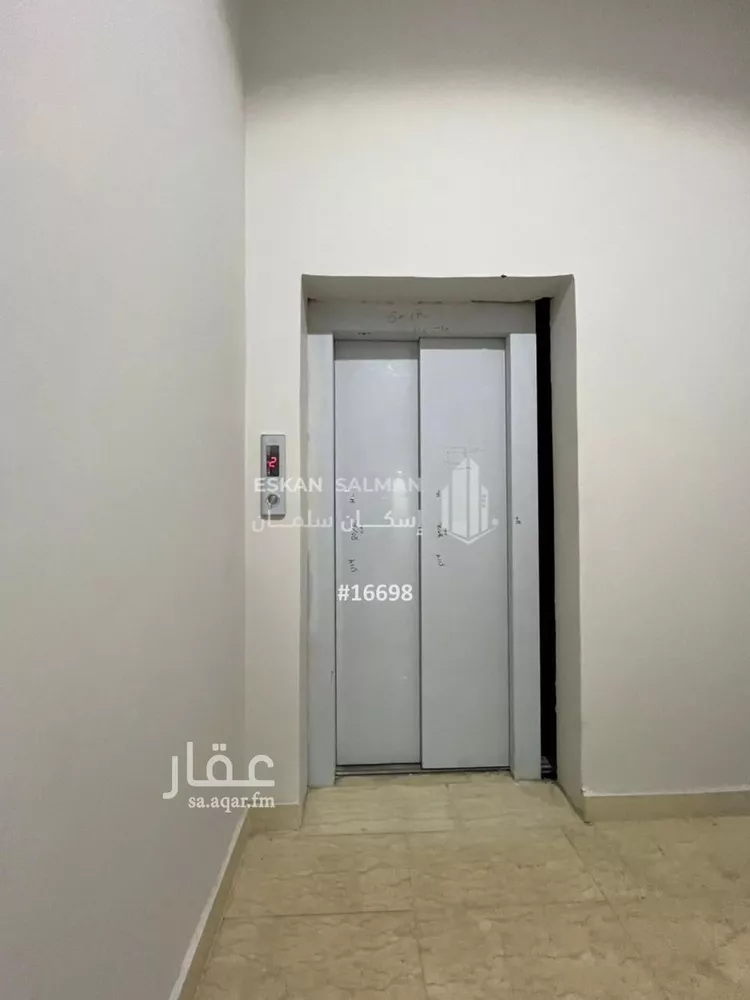 دور للبيع في شارع حسين باسلامه, حي الرمال, مدينة الرياض, منطقة الرياض صورة 5