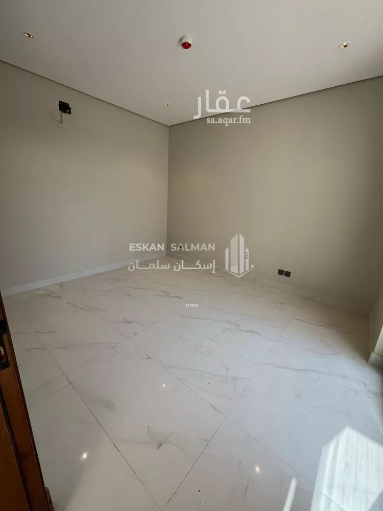 فيلا للبيع في شارع البسالة, حي القادسية, مدينة الرياض, منطقة الرياض صورة 5