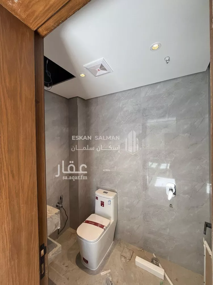 فيلا للبيع في شارع البسالة, حي القادسية, مدينة الرياض, منطقة الرياض صورة 2