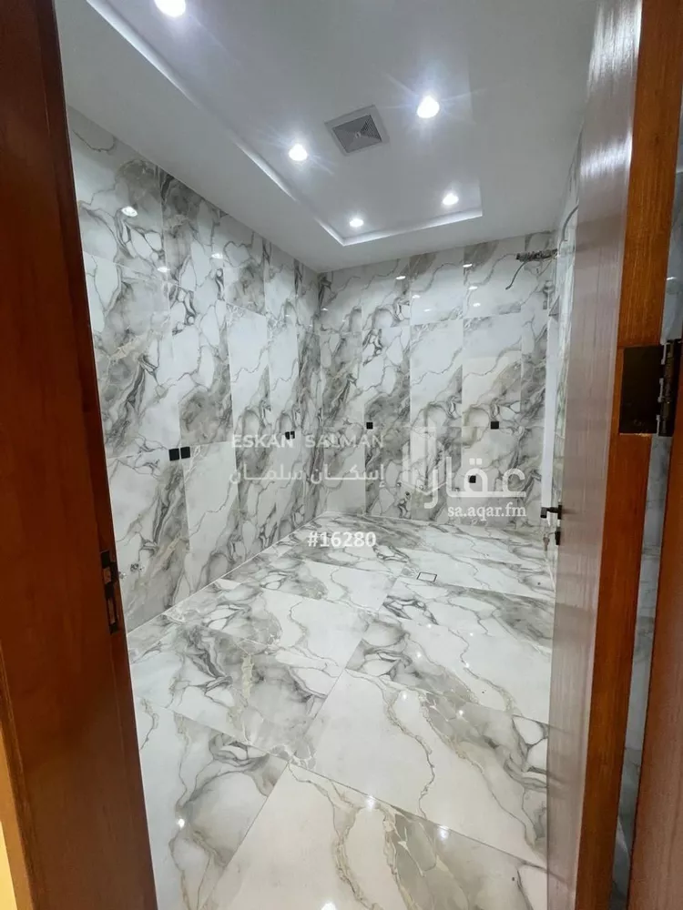 فيلا للبيع في شارع احمد بن بكر بن بقية, حي الفضيلة, مدينة جدة, منطقة مكة المكرمة صورة 4