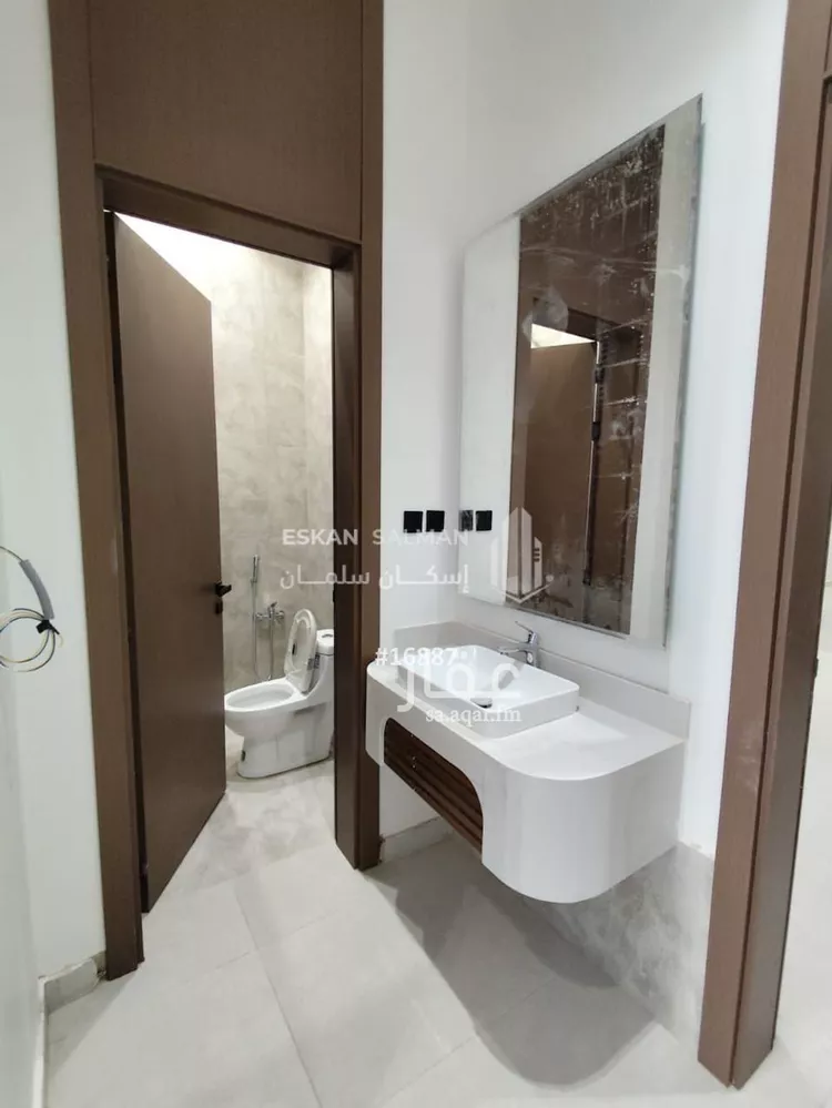 دور للبيع في شارع حميد الطويل, حي عكاظ, مدينة الرياض, منطقة الرياض صورة 5