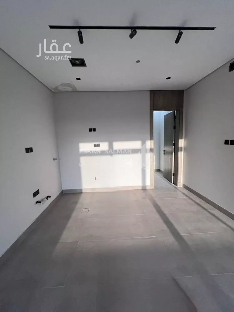 شقة للبيع في شارع أبي محمد عبدالعزيز الفاسي, حي الرمال, مدينة الرياض, منطقة الرياض صورة 3