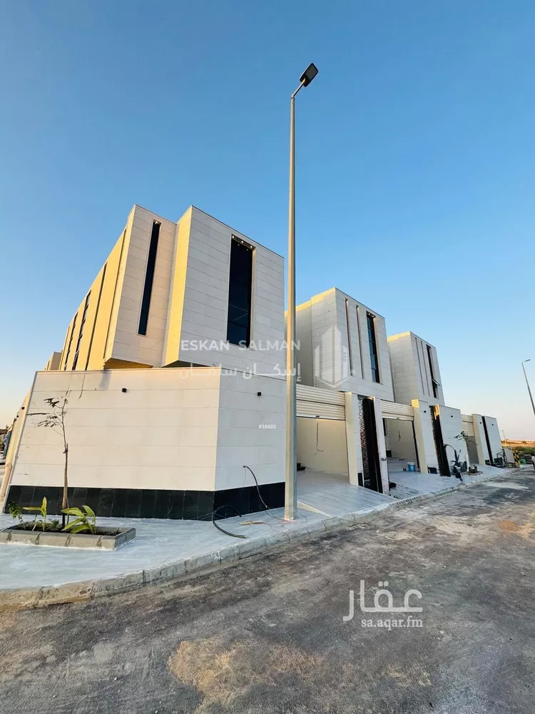فيلا للبيع في شارع القيرواني, حي العرفاء الغربية, مدينة الطائف, منطقة مكة المكرمة صورة 2