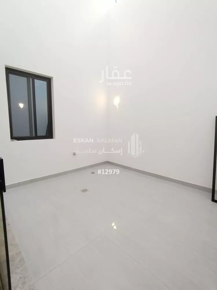 فيلا للبيع في شارع يزيد الرشك الضبعي, حي المدينة الصناعية, مدينة المدينه المنوره, منطقة المدينة المنورة صورة 2