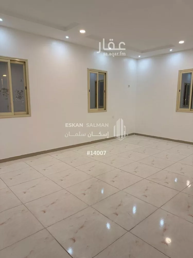 شقة للبيع في شارع عبداللطيف كامل كردي, حي الزاوية, مدينة خميس مشيط, منطقة عسير صورة 3