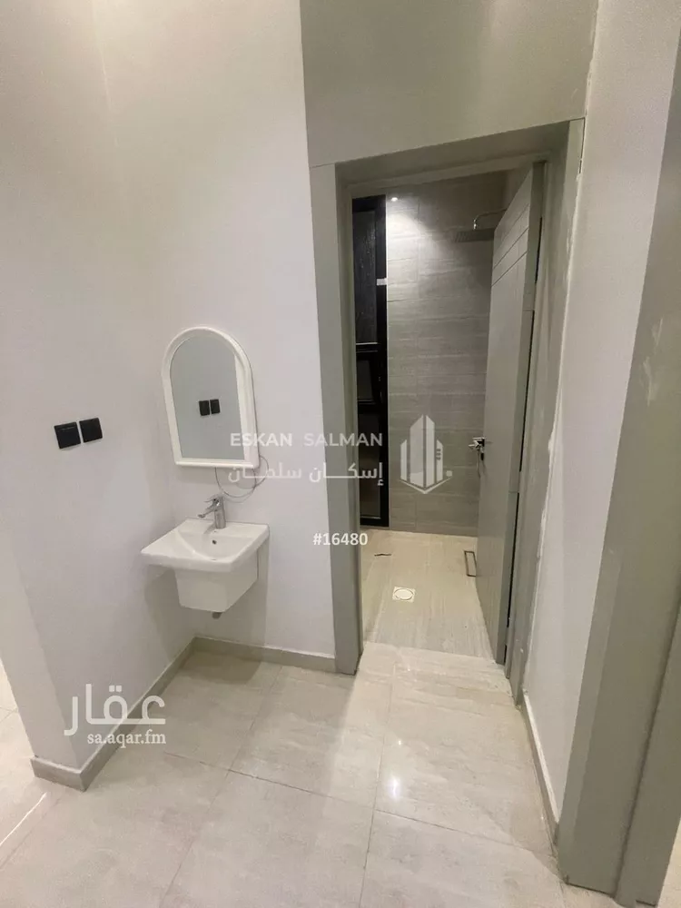 فيلا للبيع في شارع عمر الصفار, حي المرجان, مدينة الرياض, منطقة الرياض صورة 3