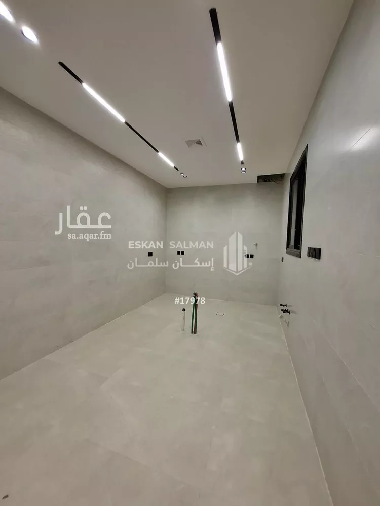 دور للبيع في شارع غزوة غطفان, حي بدر, مدينة الرياض, منطقة الرياض صورة 5