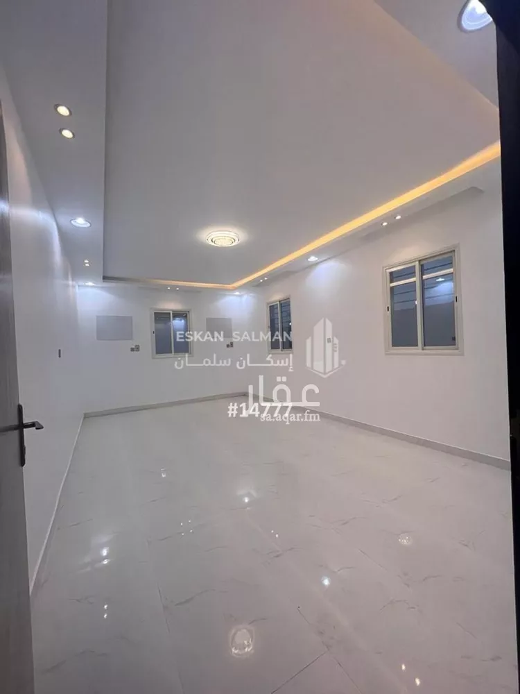 شقة للبيع في شارع التنسيق, حي الروضة, مدينة نجران, منطقة نجران صورة 3