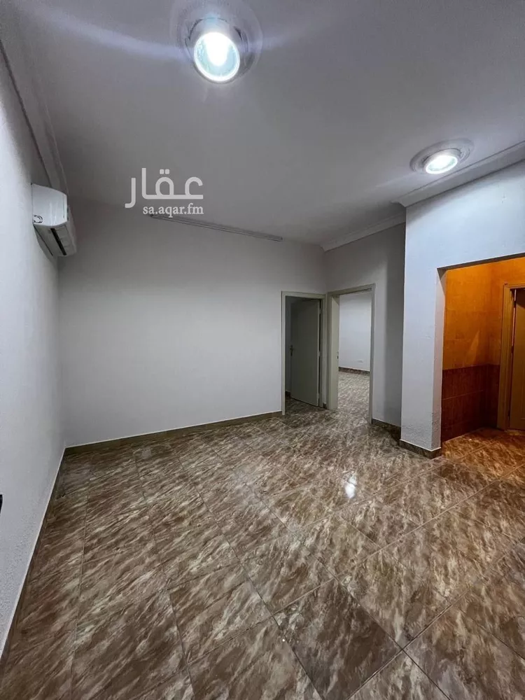 شقة للإيجار في شارع النجاح, حي إشبيلية, مدينة الرياض, منطقة الرياض صورة 3