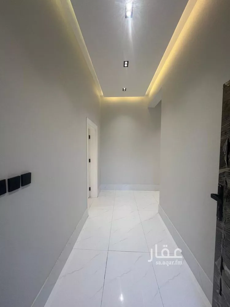دور للبيع في شارع ميمونة بنت الحارث, حي الزهور, مدينة صامطة, منطقة جازان 6
