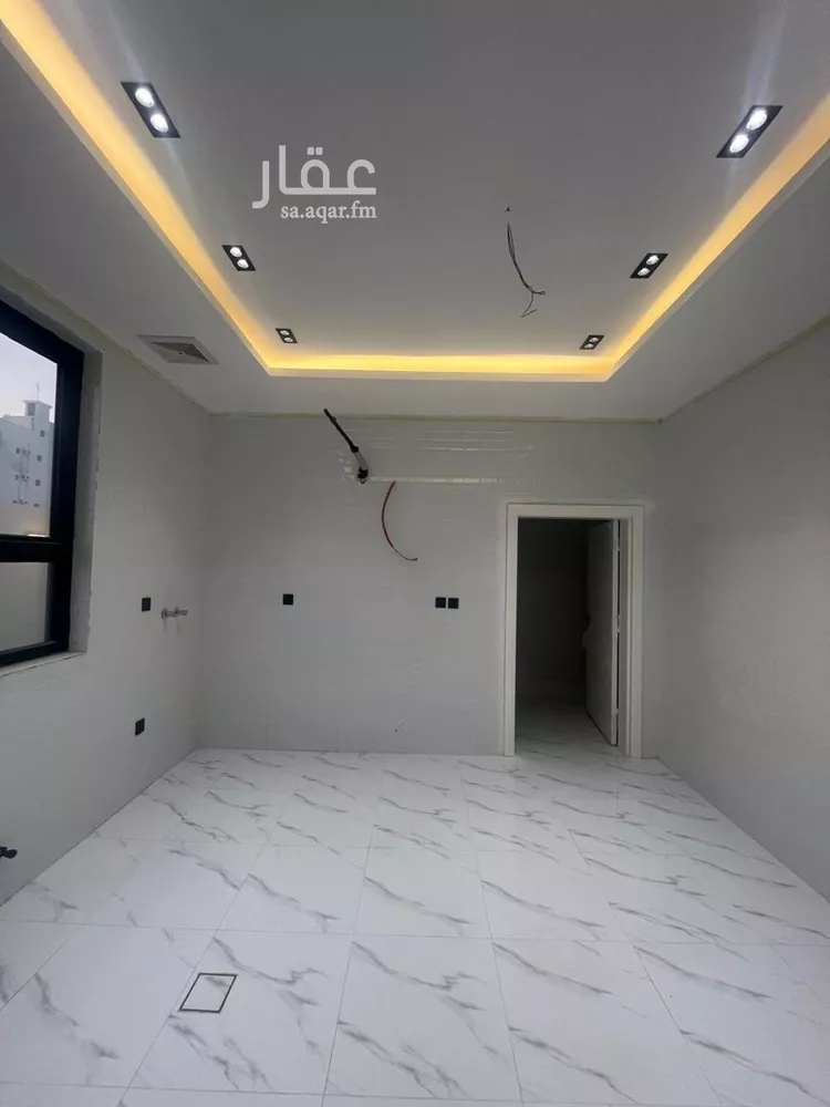 دور للبيع في شارع ميمونة بنت الحارث, حي الزهور, مدينة صامطة, منطقة جازان 15