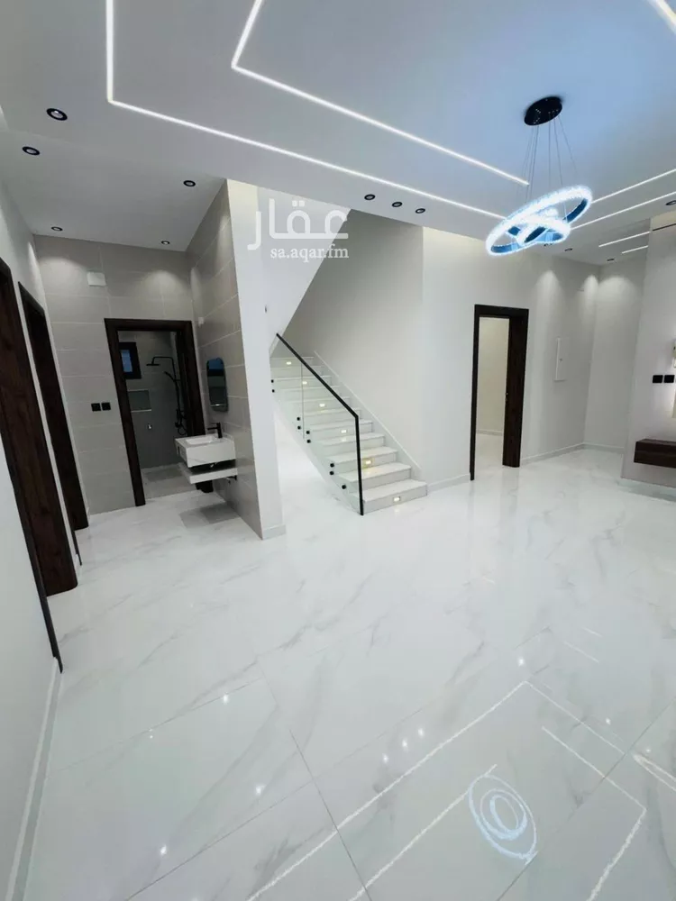 شقة للبيع في شارع ام المؤمنين جويرية بنت الحارث, حي الرحاب 2, مدينة جازان, منطقة جازان صورة 2