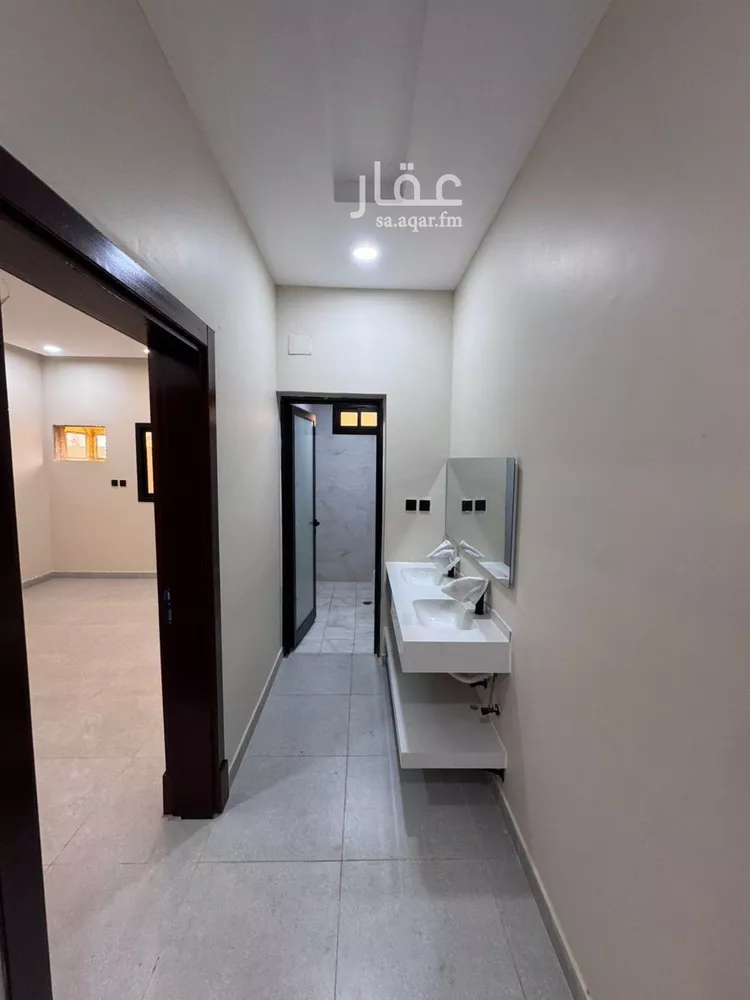 شقة للبيع في شارع الزواوي, حي الرحاب 1, مدينة جازان, منطقة جازان صورة 5