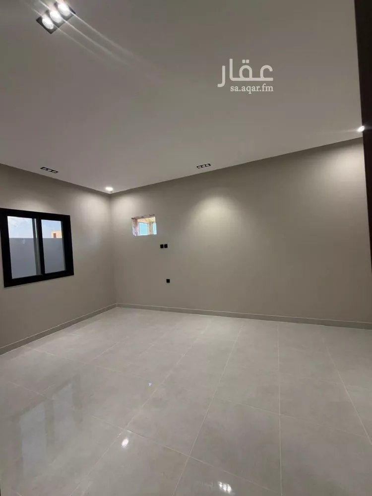 شقة للبيع في شارع محمد الرميح, حي السويس 1, مدينة جازان, منطقة جازان صورة 3