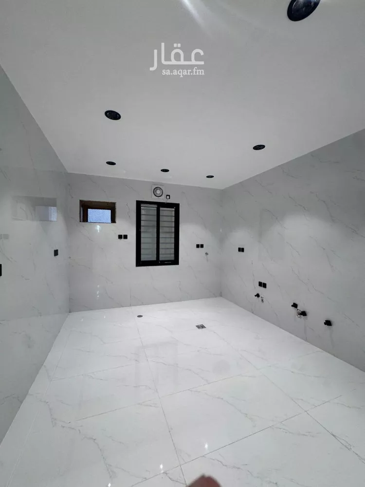 Apartment for Sale in Jazan Ash Shati 7