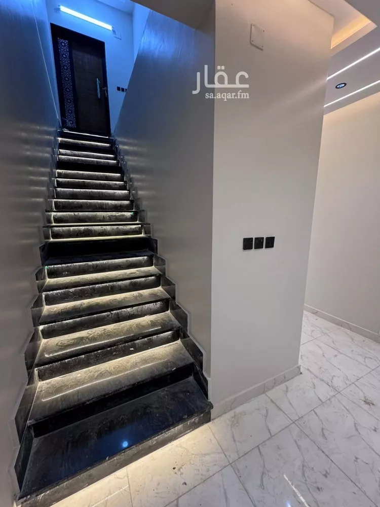 فيلا للبيع في شارع العام, حي الروضة, مدينة ابو عريش - ابو عريش, منطقة جازان 22