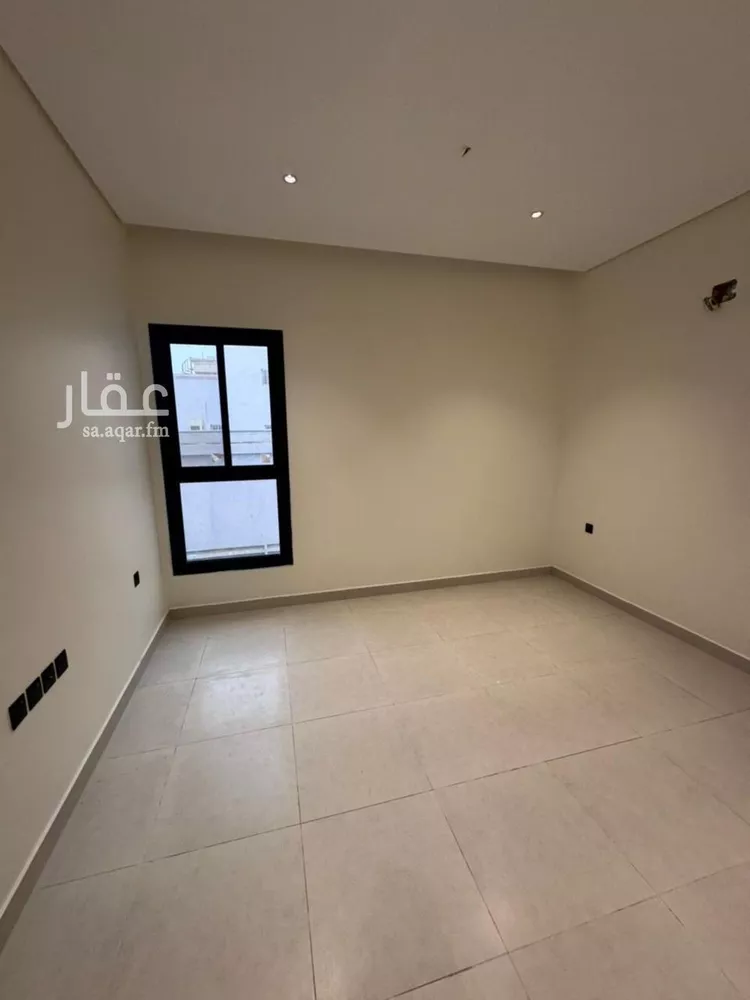 شقة للبيع في شارع الاخوان, حي السويس 1, مدينة جازان, منطقة جازان صورة 3