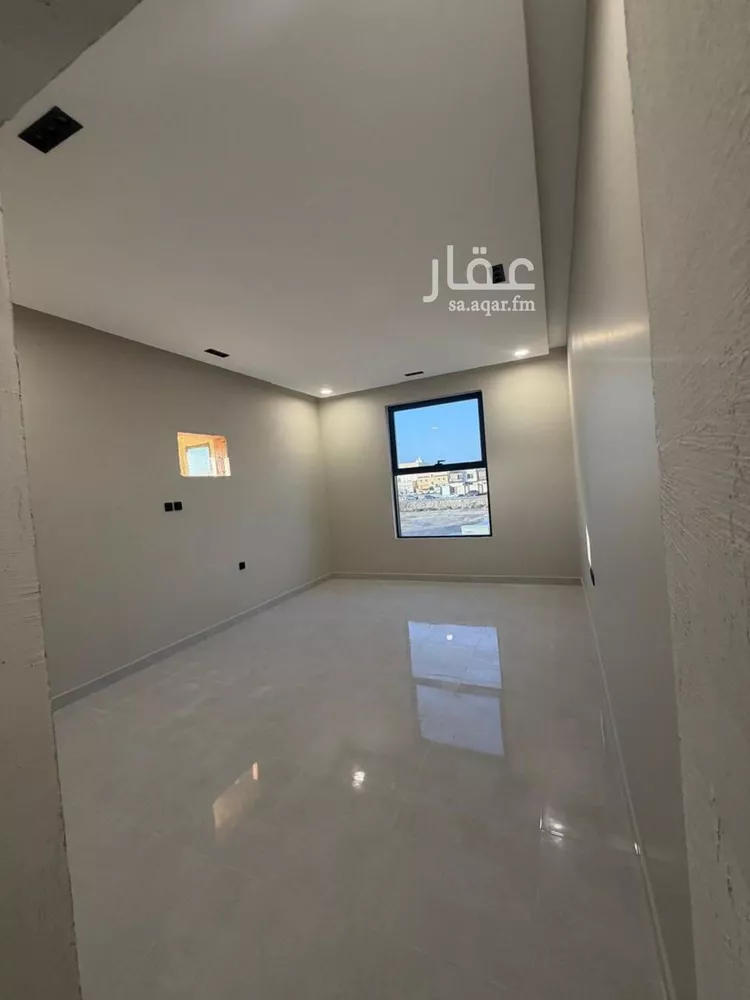 شقة للبيع في شارع أبي القاسم الزجاجي, حي السويس 1, مدينة جازان, منطقة جازان 7