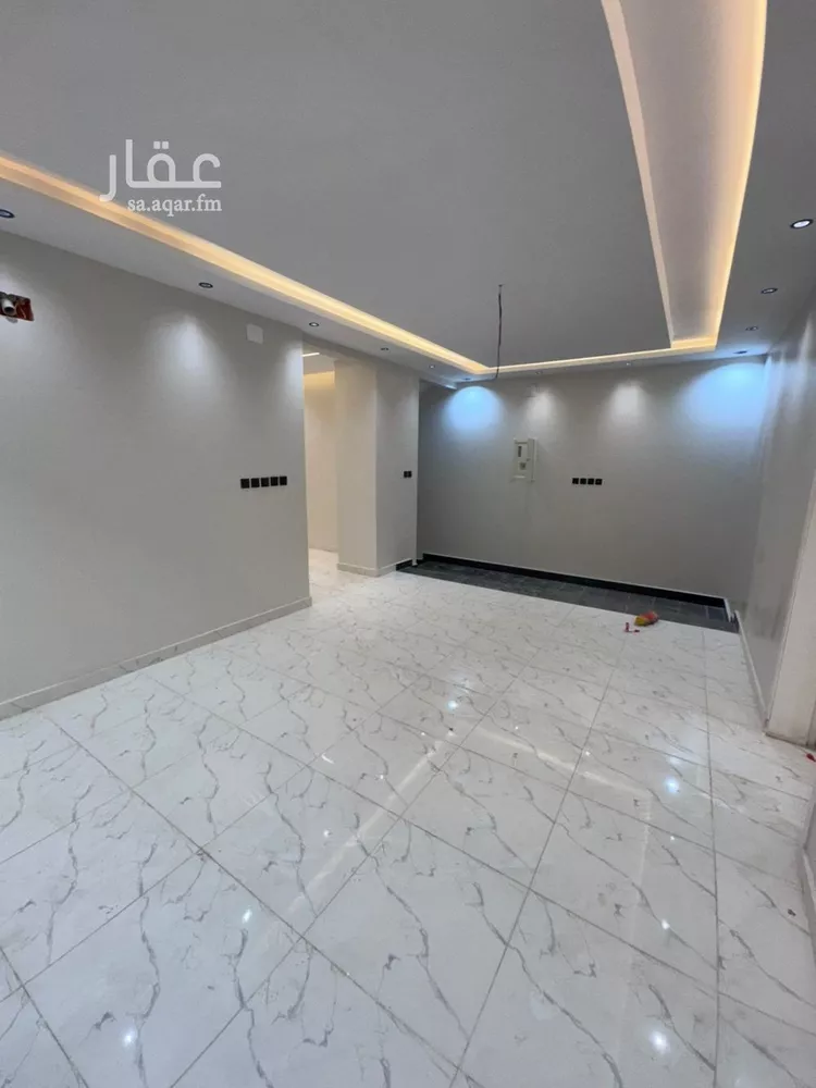فيلا للبيع في شارع العام, حي الروضة, مدينة ابو عريش - ابو عريش, منطقة جازان 19