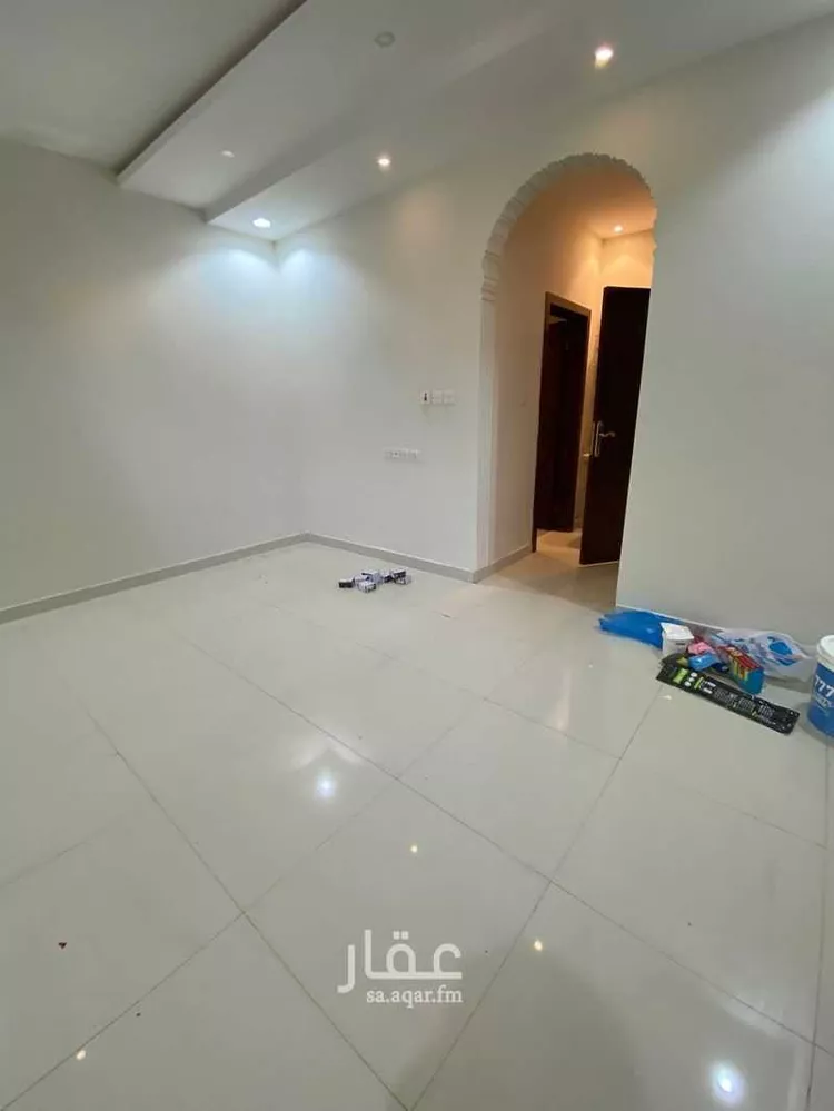 شقة للبيع في شارع نجران ، حي ظهرة لبن ، الرياض ، منطقة الرياض صورة 3