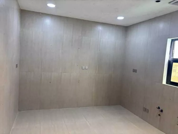 شقة للإيجار في شارع ابو العباس الشاعر, حي الكوثر, مدينة الخبر, المنطقة الشرقية صورة 3
